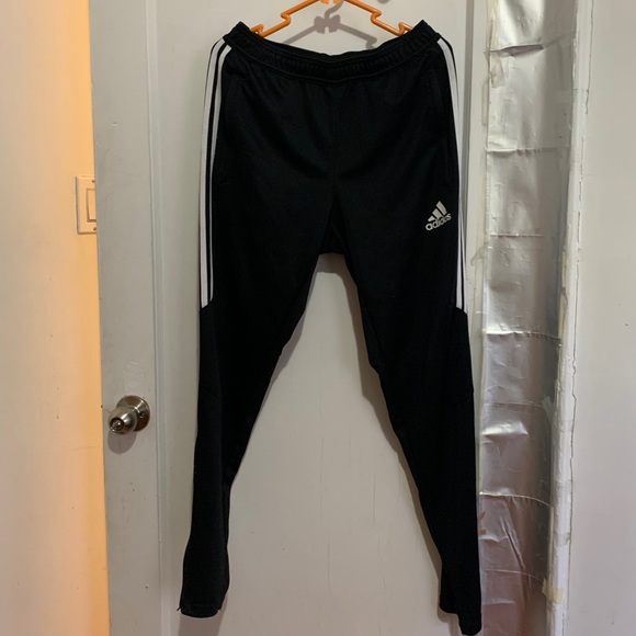 adidas must have fleece pants